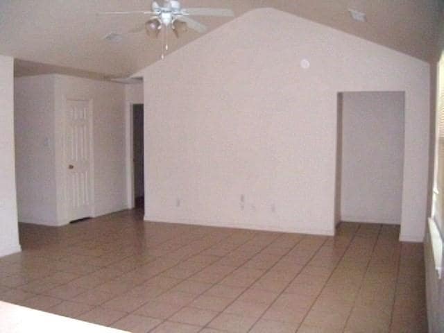 Building Photo - 330 Windjammer Rd