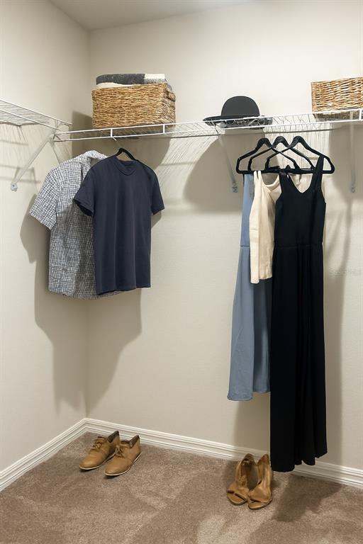 Building Photo - 6735 Willow View Ave