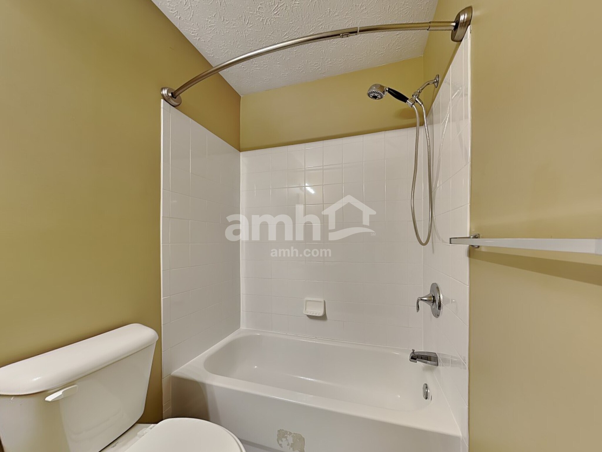 Building Photo - 439 Parkview Ct