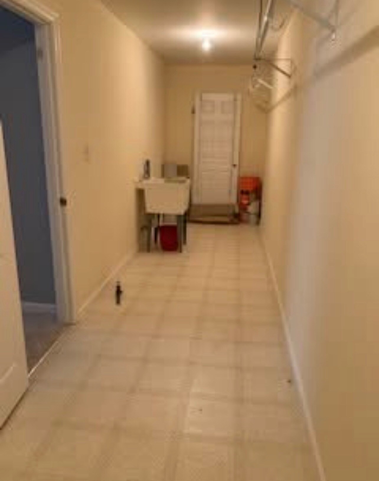 Building Photo - 1846 Harmon Dr