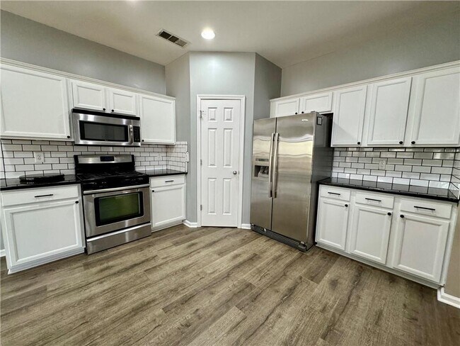 Building Photo - 1169 Harvest Brook Dr NE