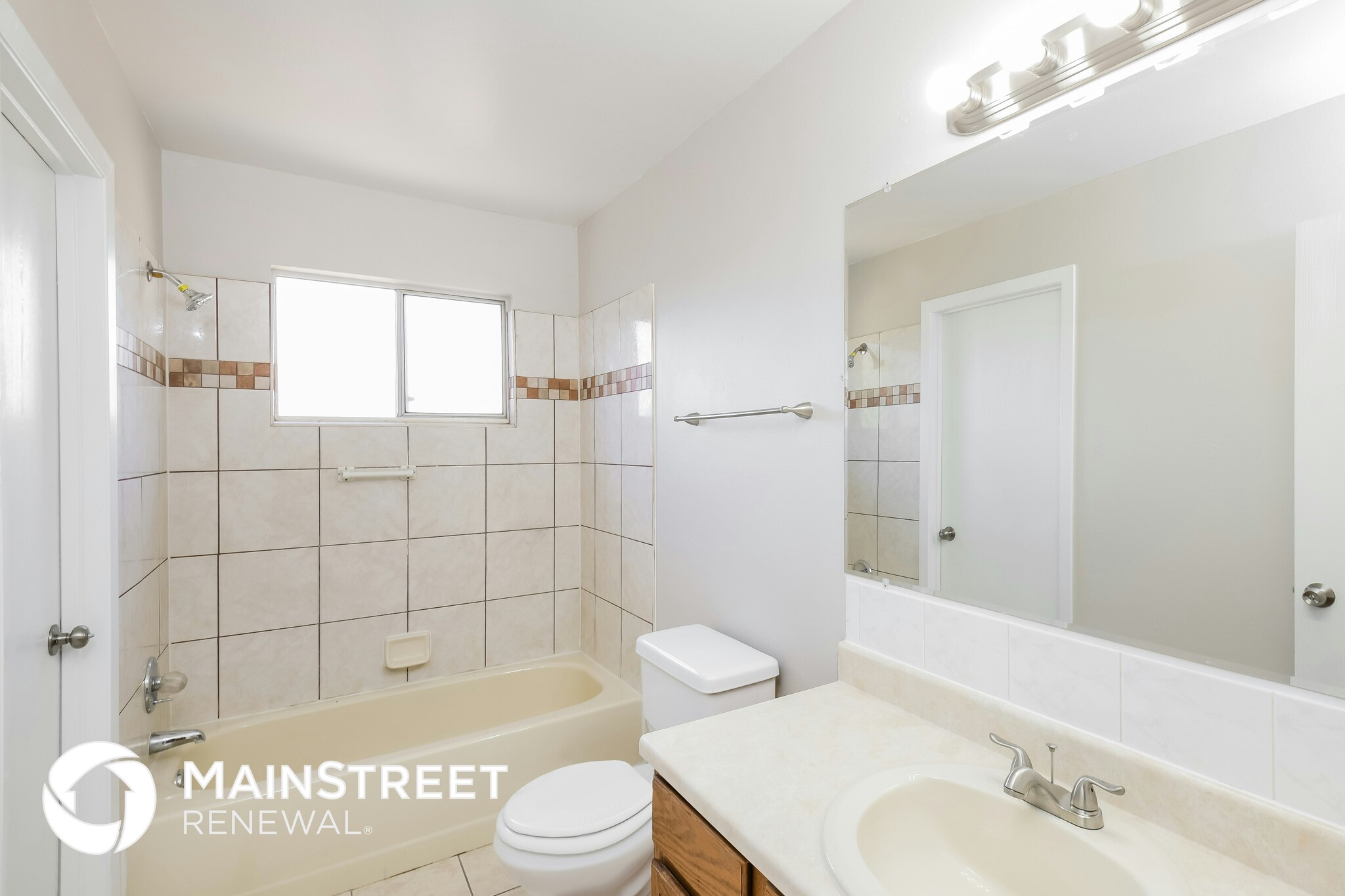 Building Photo - 9661 Adams St