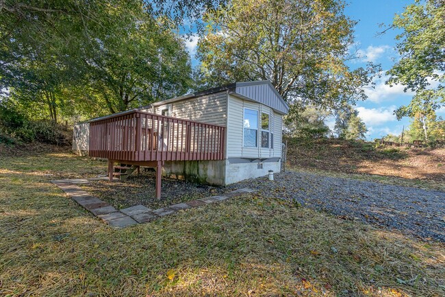 Building Photo - Secluded 2 bedroom home in Carlisle PA