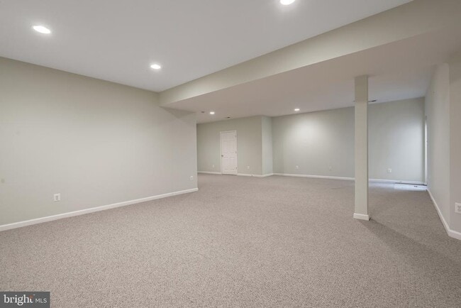 Building Photo - 41980 Ural Dr