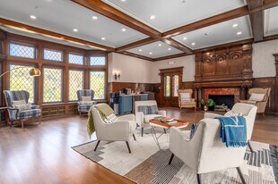 Community Room - College Club Apartments