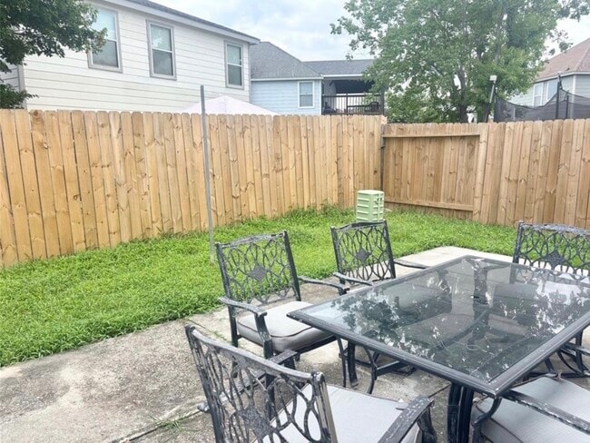 Building Photo - 19119 Siril Dr