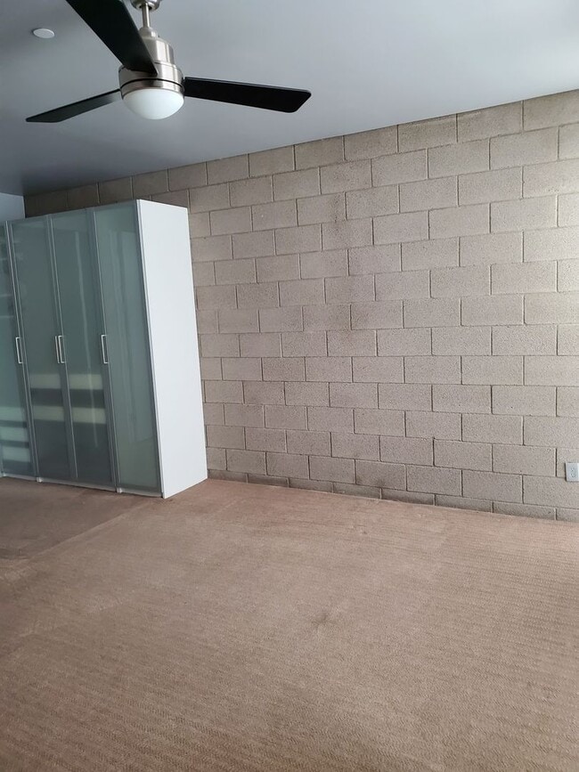Building Photo - Townhome in Tempe