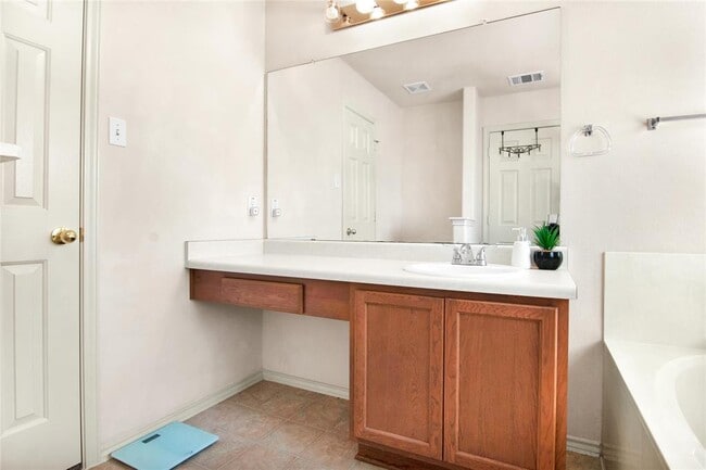 Building Photo - 14416 Lewis Carroll Ln