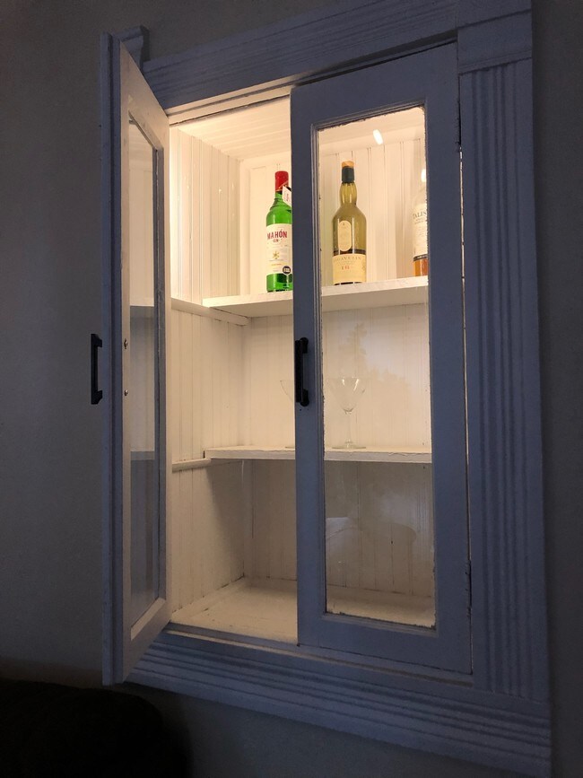 Building Photo - 4415 Stuart St