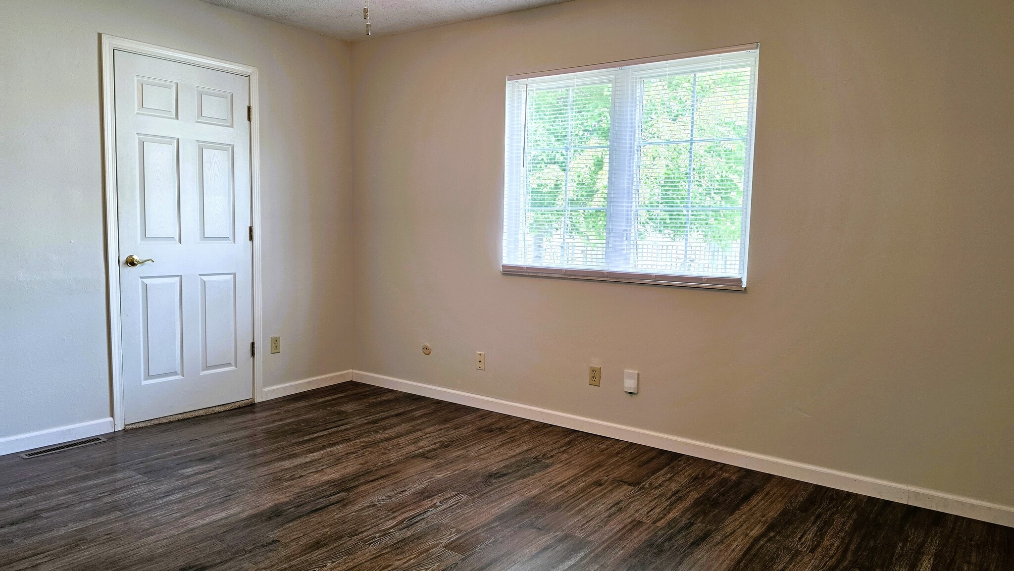 Building Photo - 3013 Barrybrook Ct