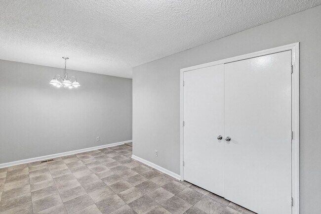 Building Photo - NE Home - Updated Kitchen and Bathrooms!  SS Appliances, Fire Place, Front Porch & Deck, Fenced Y...