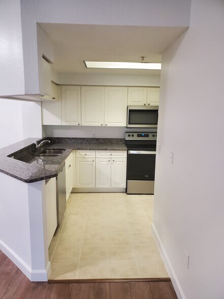 Building Photo - 2726 Anzio Ct