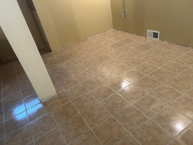 Building Photo - 1756 Princeton Dr