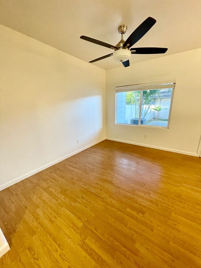 Building Photo - Ocen Pointe Potenial 3 Bedroom Home for Re...