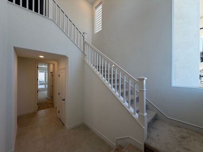 Building Photo - 308 Triangular Rd