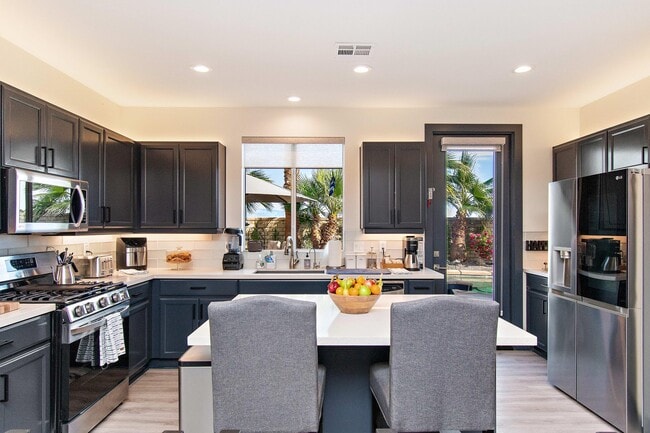 Building Photo - 47412 Harbour Lights Ln