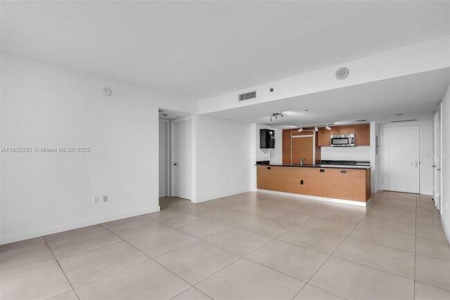 Building Photo - 50 Biscayne Blvd