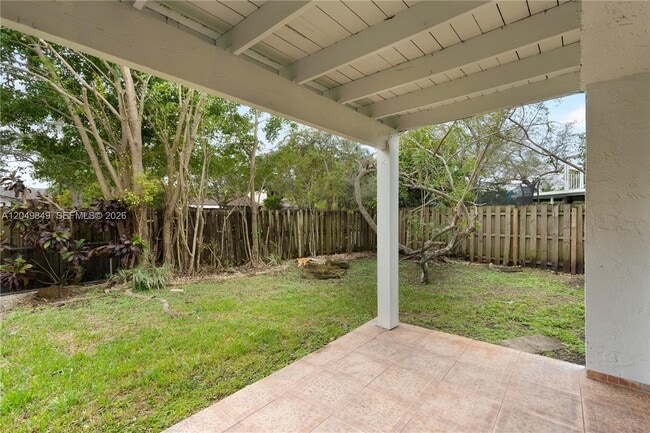 Building Photo - 9587 SW 148th Ave Cir S