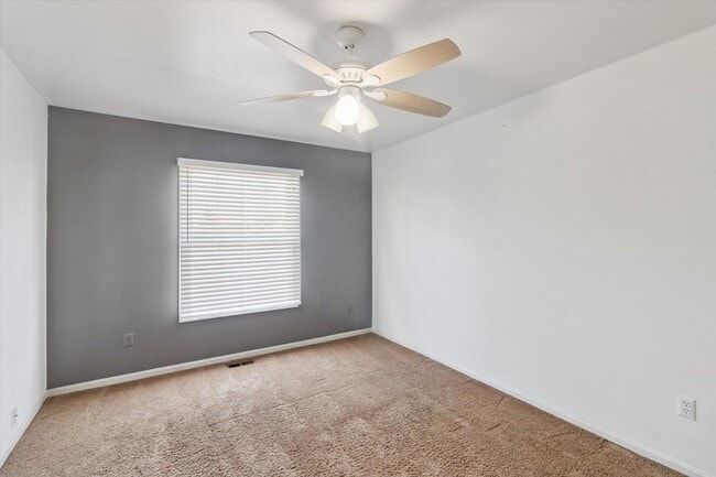 Building Photo - 45443 Glengarry Blvd