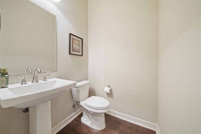 Building Photo - 9510 Spring Rose Dr