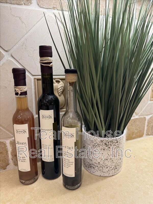 Building Photo - 26734 Via Bellazza