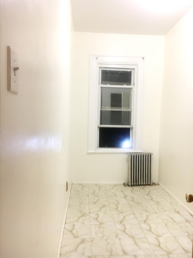 Primary Photo - 535 E 29th St