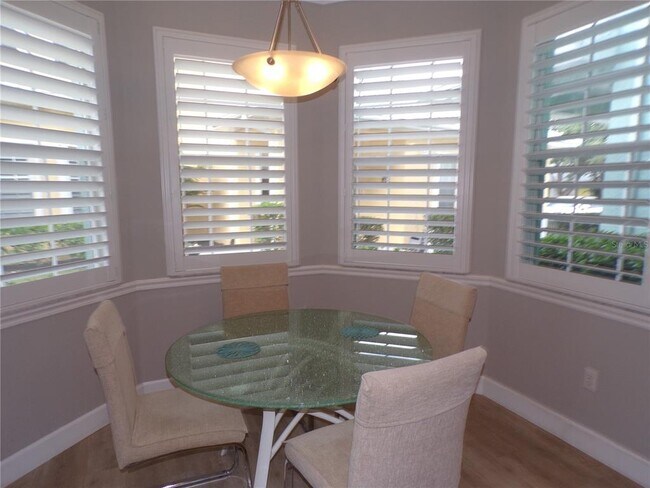 Building Photo - 25535 Heritage Lake Blvd