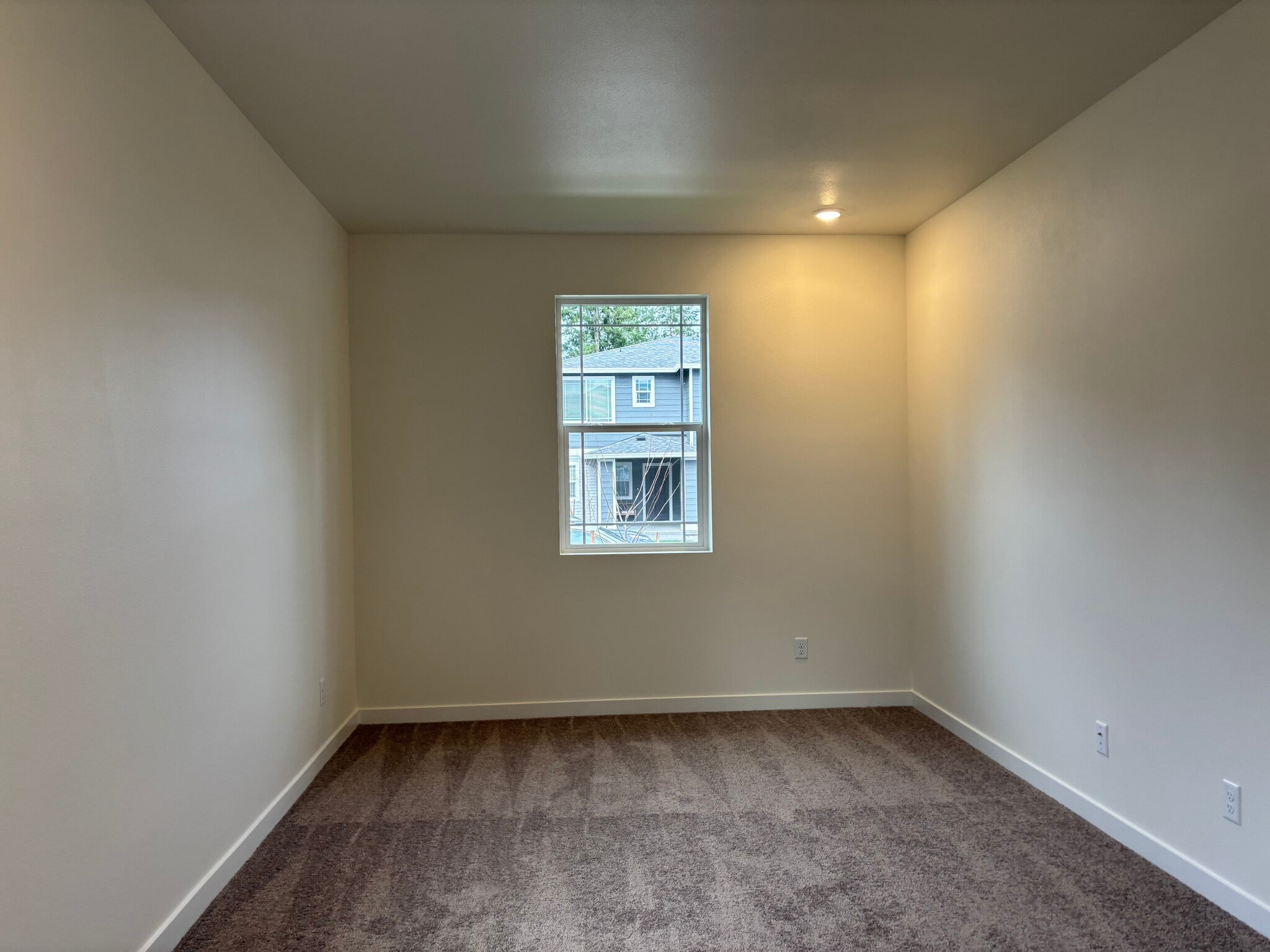 Building Photo - 17058 126th St E