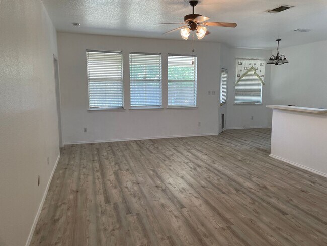 Building Photo - Nice Single Story Home in NW ISD off Hwy 170