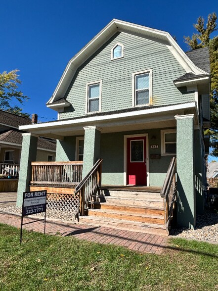 Primary Photo - 645 Phillips St