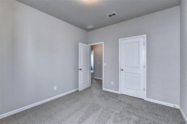 Building Photo - 1541 Winding Rdg Trl