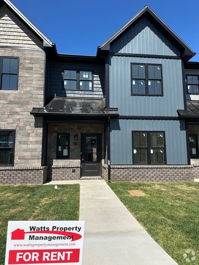 Building Photo - Beautiful new townhouse located in the new...