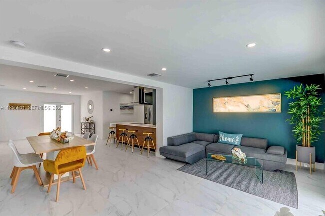 Building Photo - 3530 SW 104th Ave