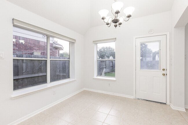 Building Photo - 3507 Moss Trail Dr