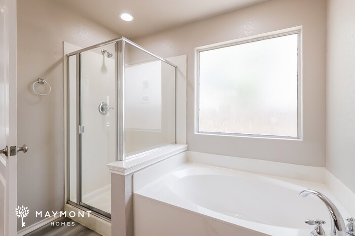 Building Photo - 11233 Forest Pass Ct