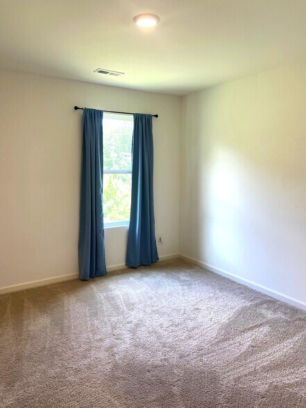 Building Photo - 7044 Turnberry Highlands Cv