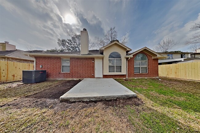 Building Photo - 7007 Fuchsia Ln