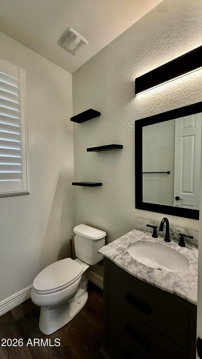 Building Photo - 1777 W Ocotillo Rd