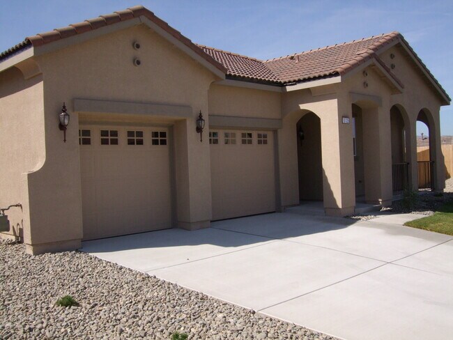 Building Photo - 10125 Cavalry Cir