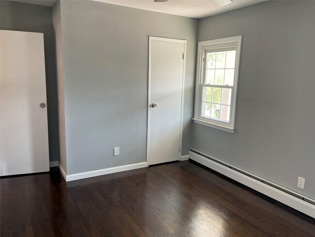 Building Photo - 54 Schneider Ln
