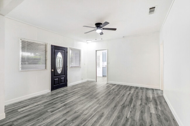 Building Photo - 9288 Archibald Ave