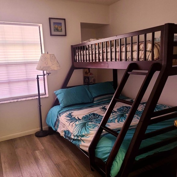 Building Photo - 5267 Europa Dr