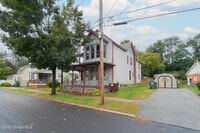Building Photo - 9 Green Ridge Pl