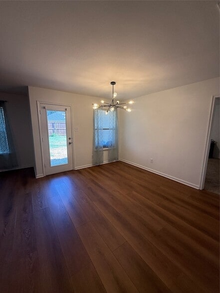 Building Photo - 2034 Kings Forest Dr