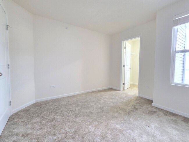Building Photo - 2309 Horseshoe Cir
