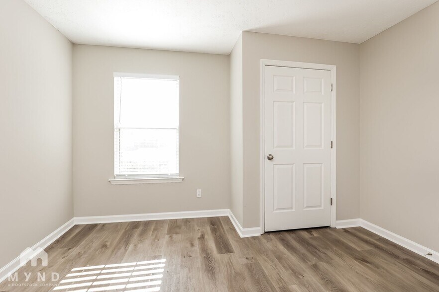 Building Photo - 526 Freedom Ct