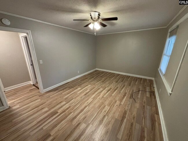 Building Photo - 3800 Fern Ave