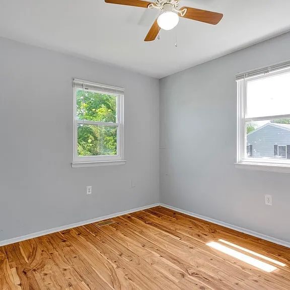 Building Photo - 8221 Tomlinson Ct