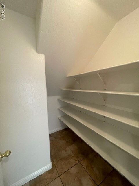 Building Photo - 5645 Breckenridge St