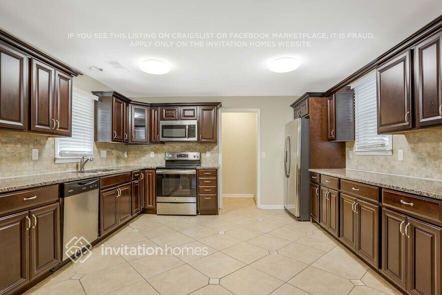 Building Photo - 3031 Remington St